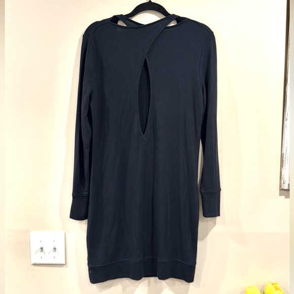 🔥Athleta Black Long Sleeve Dress🔥 - Picture 2 of 6